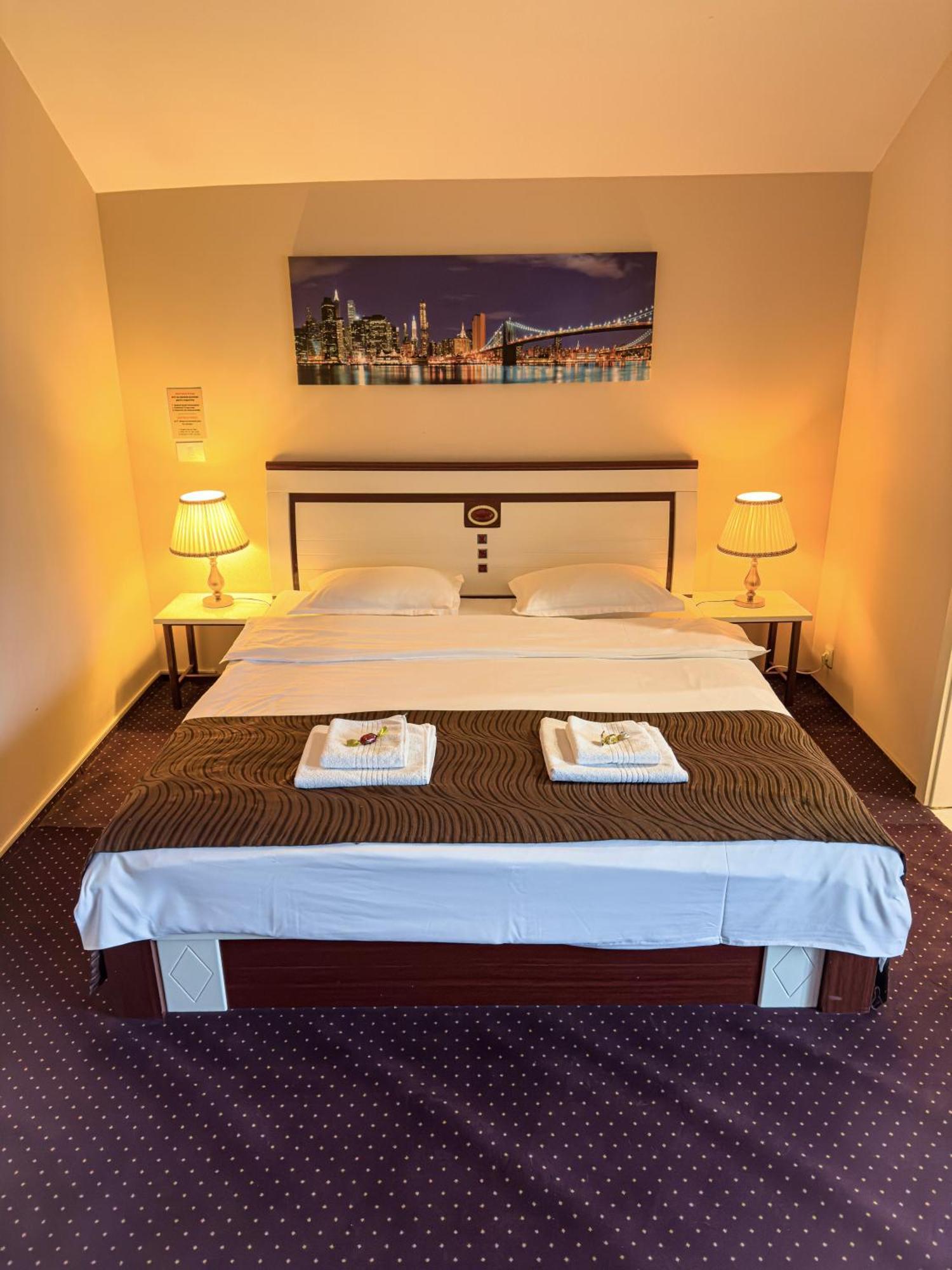 Francesca Aparthotel 2*