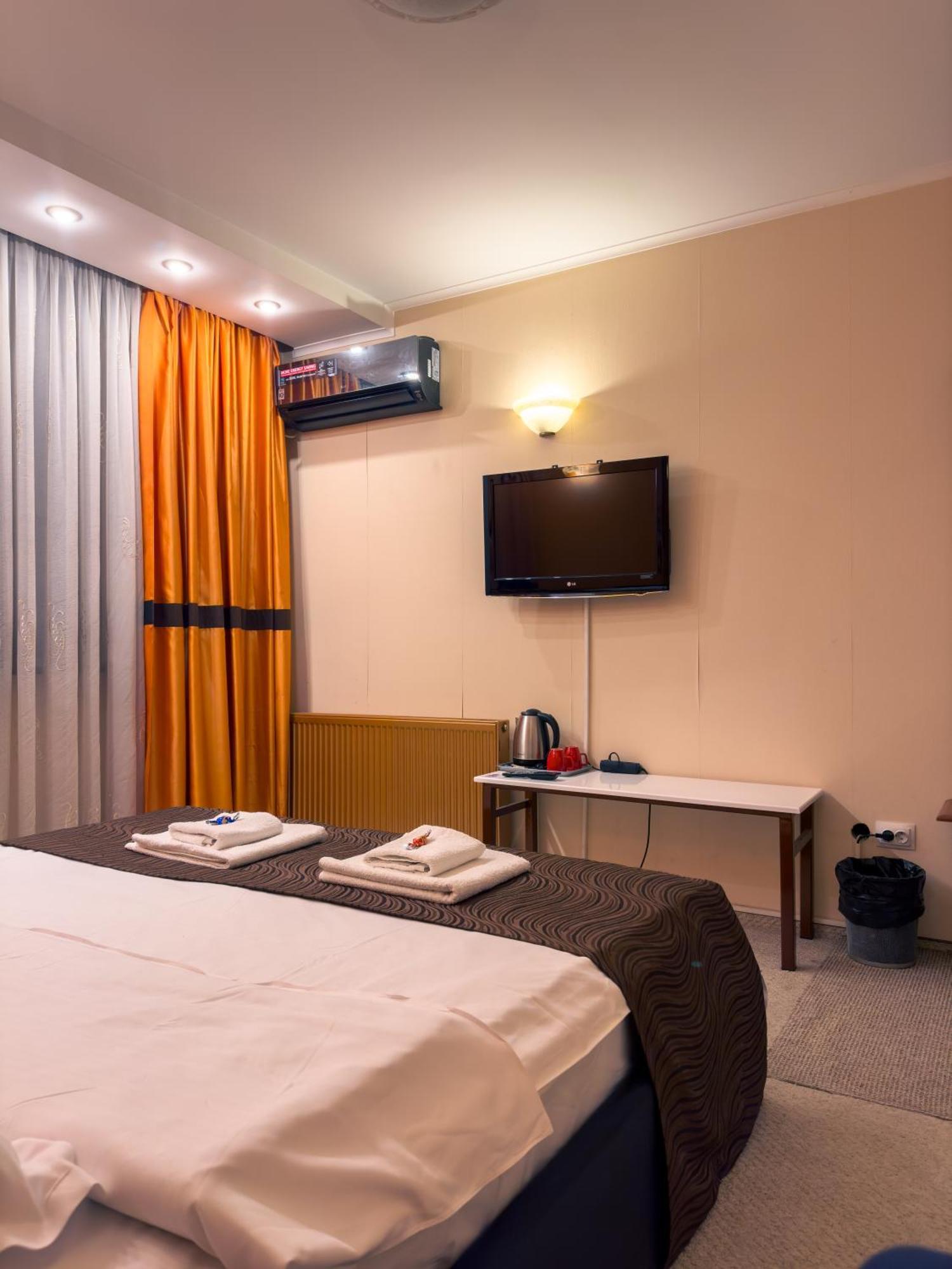 Aparthotel Francesca Bucharest